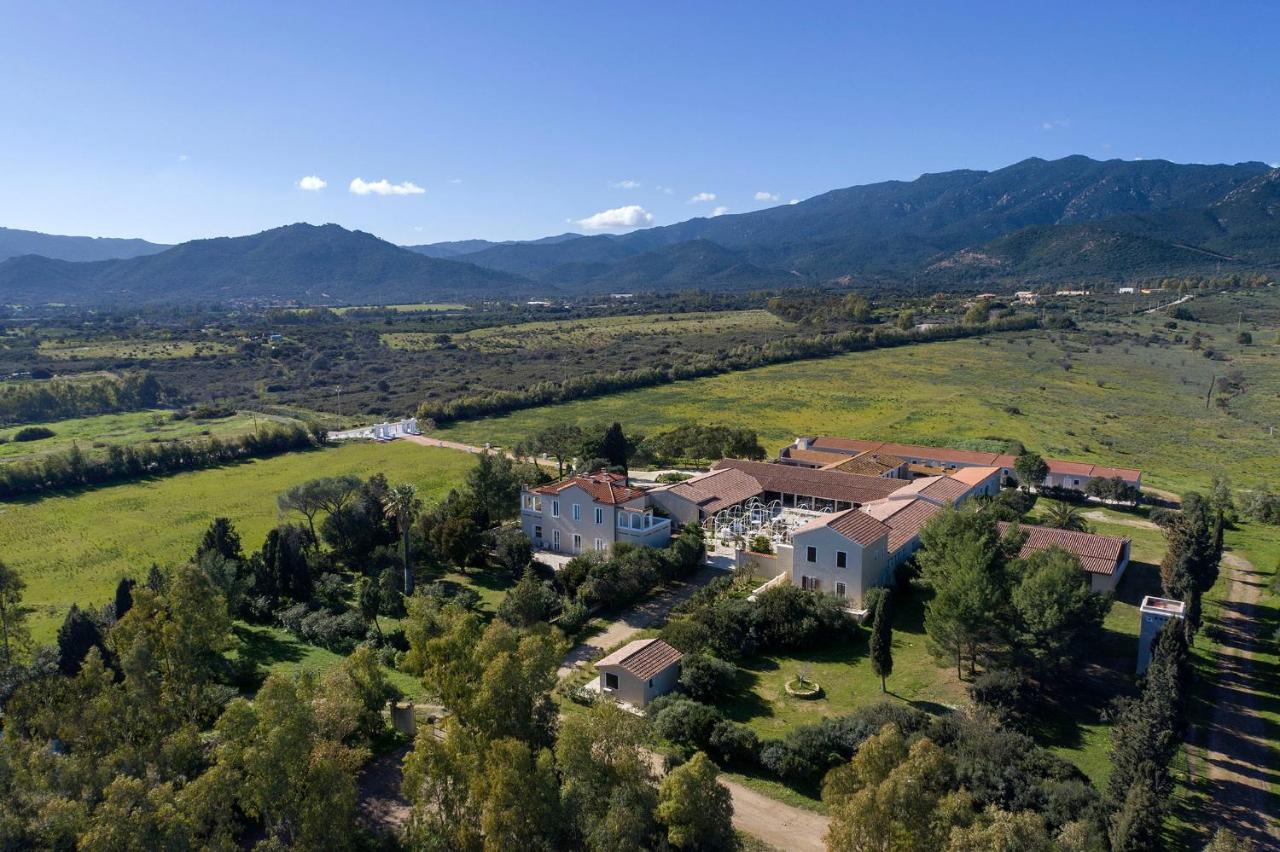 Villa Cavalieri Country Hotel Pula Exterior photo
