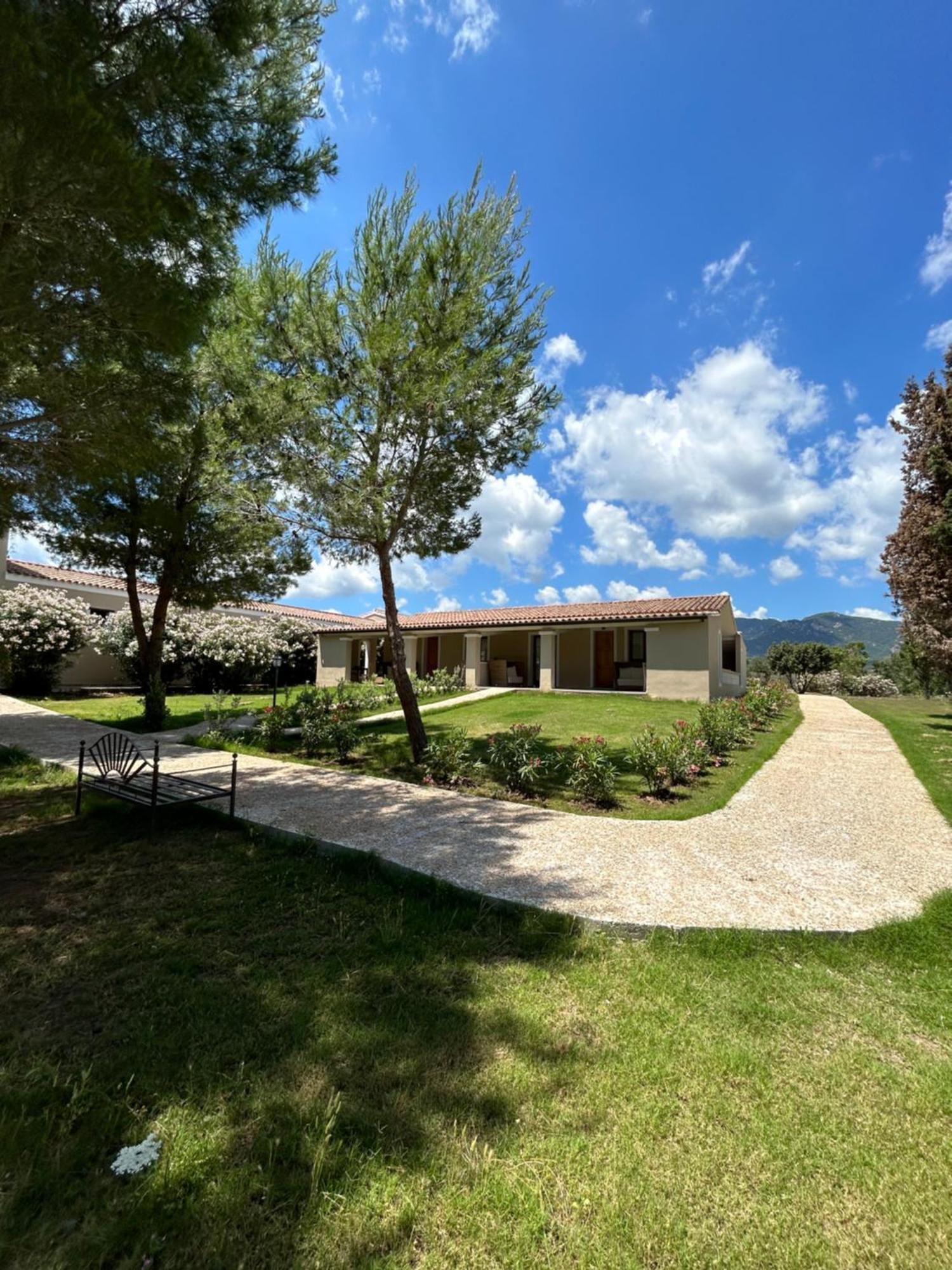 Villa Cavalieri Country Hotel Pula Exterior photo