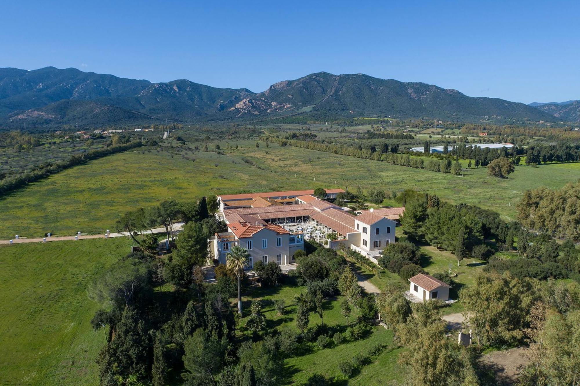 Villa Cavalieri Country Hotel Pula Exterior photo
